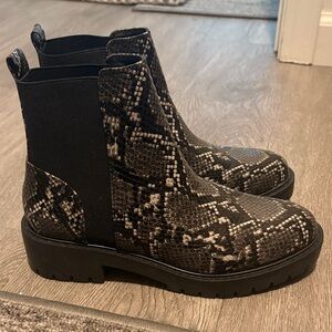 Steve Madden Black and Gray Snake Print Ankle Boots